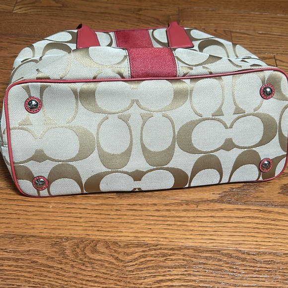 Coach handbag - Picture 9 of 9